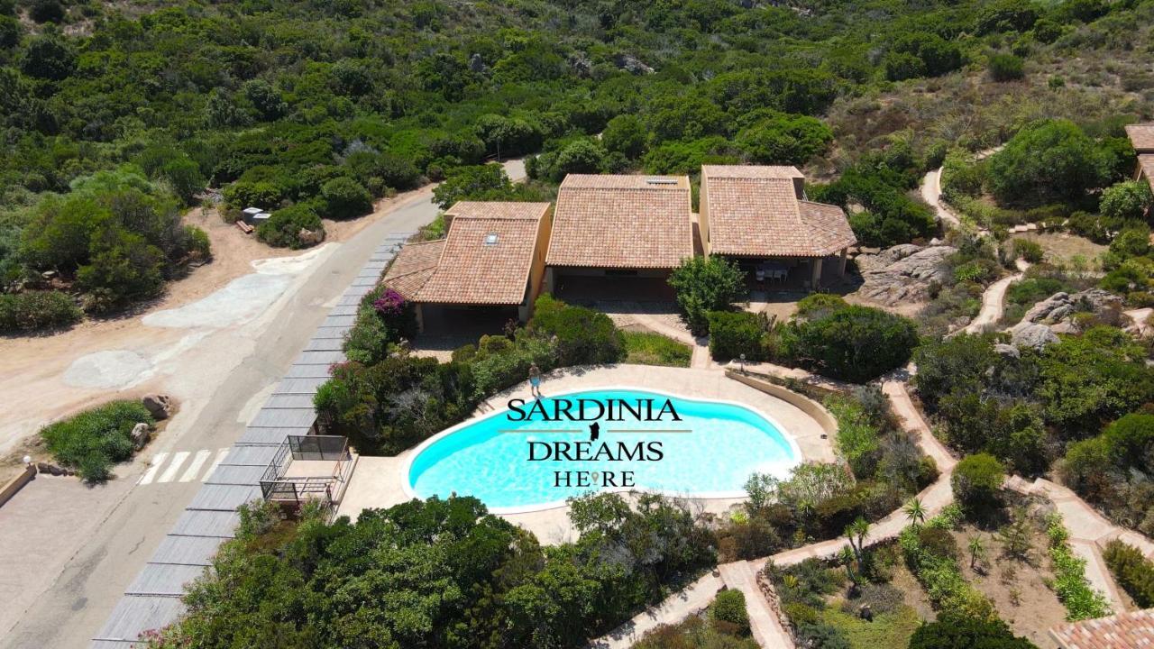 Villetta Flora Con Piscina Costa Paradiso Eksteriør bilde